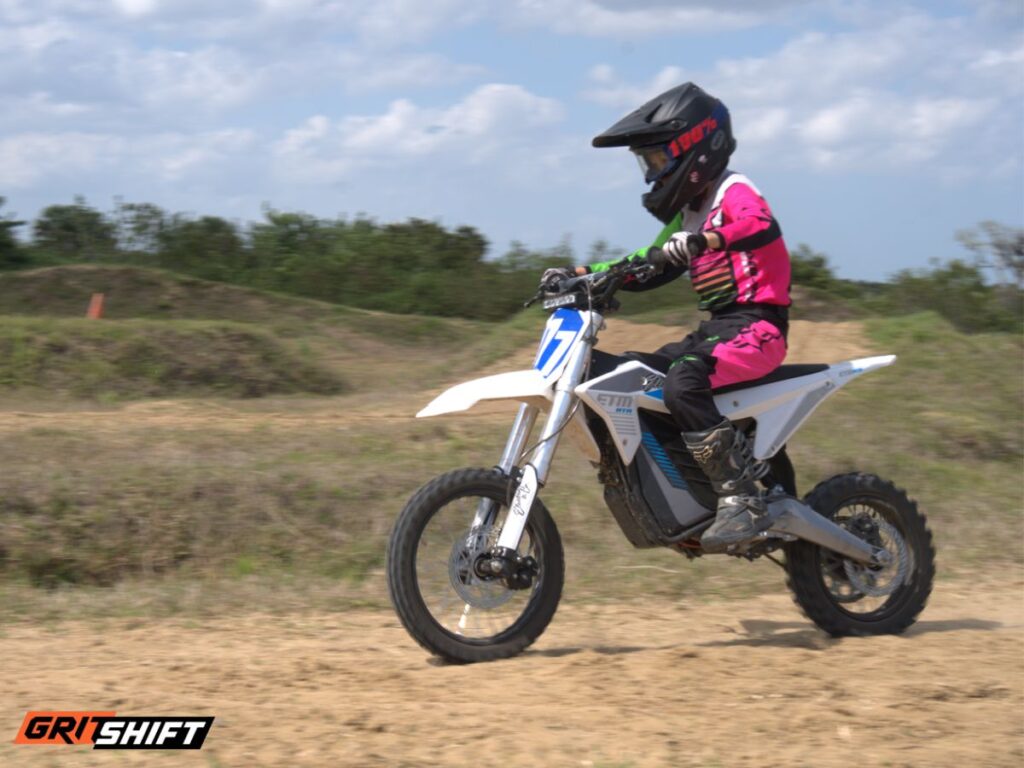 A child riding the ETM RTR