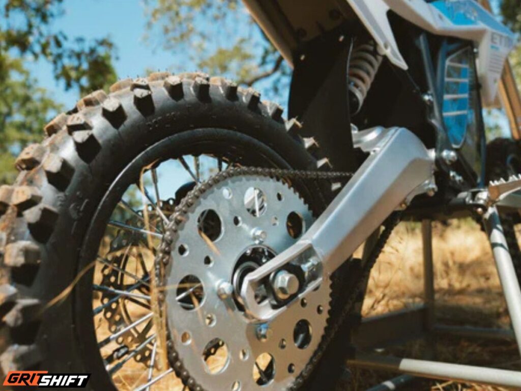 the rear wheel and swingarm of the ETM RTR Lite